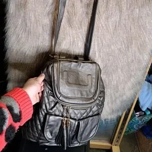 Imoshion | Bags | Imoshion Metallic Zip Quilted Vegan Faux 
